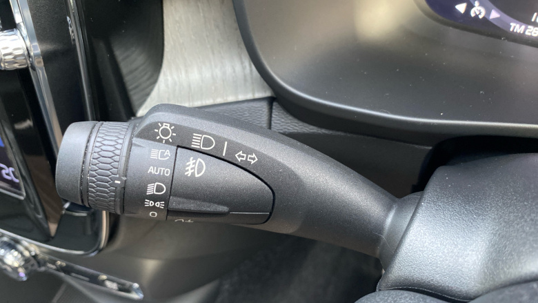 Volvo Xc40 2.0 B4P Inscription Pro 5dr Auto Petrol Estate